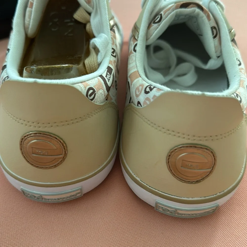 New Red By Marc Ecko Women’s Shoes. Size 8. - Picture 4 of 8